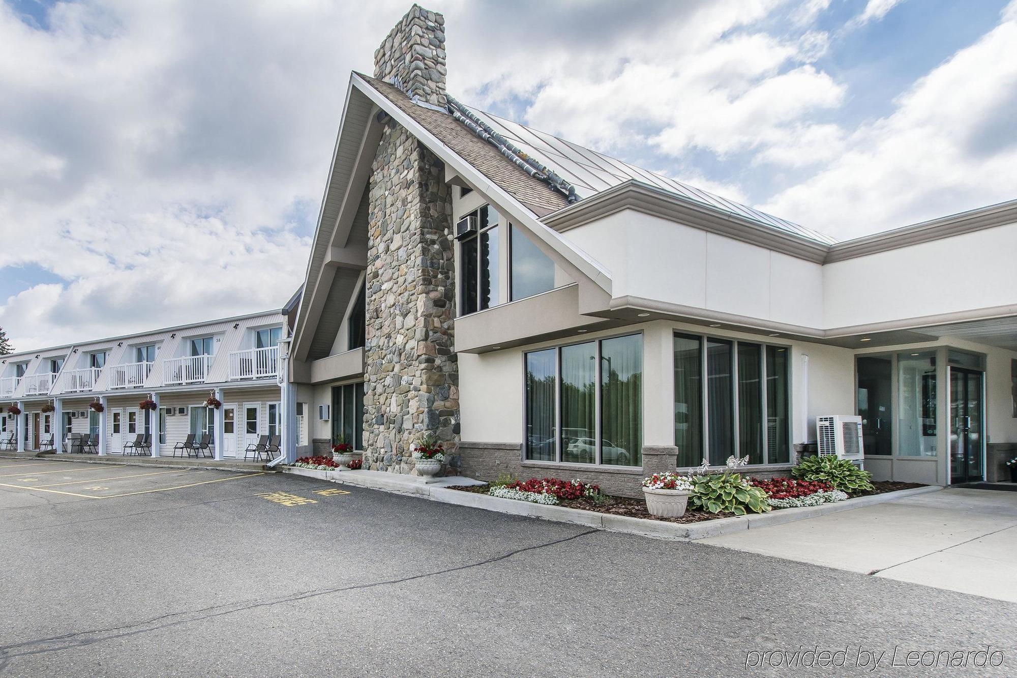 Rodeway Inn Grand Falls Exterior photo