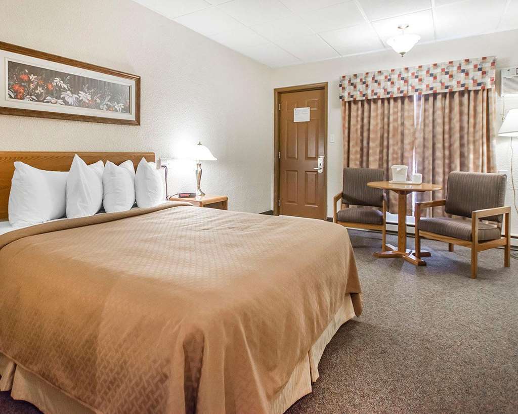 Rodeway Inn Grand Falls Room photo